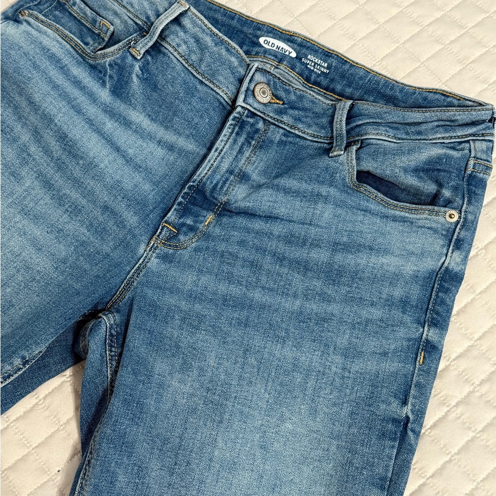 Old Navy Women's Rockstar Super Skinny Jeans